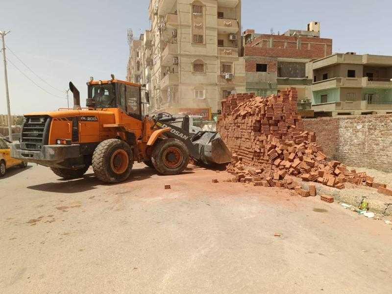 وقف تنفيذ حالتي بناء بدون ترخيص بحي ثالث مدينة الإسماعيلية