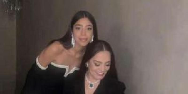 شيريهان وابنتها لؤلؤة