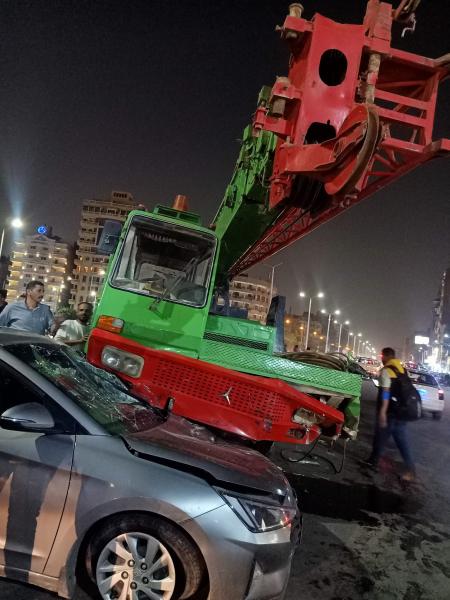 حادث تصادم بين 4 سيارات فى جسر السويس 