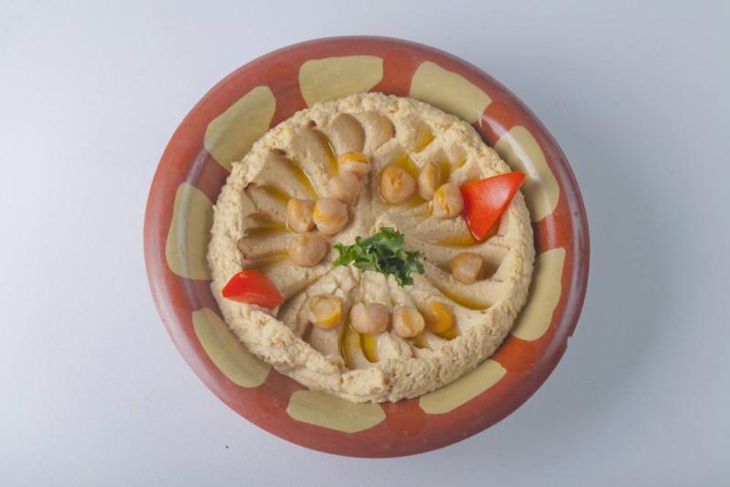 سلطة الحمص 