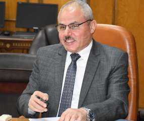 رئيس جامعة قناة السويس يهنئ الرئيس السيسي بمناسبة الذكرى الـ 42 لتحرير سيناء