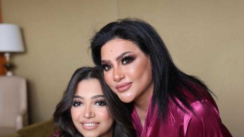 ”بالبونبوني” بهذه الطريقة حصنت بدرية طلبة ابنتها من الحسد في حفل زفافها