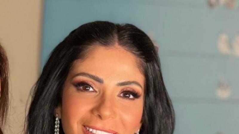 أول تعليق من منى زكي بعد فوز فيلمها «رحلة 404» في مهرجان أسوان