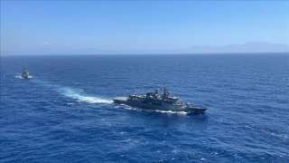 بريطانيا: تضرر سفينة إثر هجوم بصاروخين قبالة سواحل اليمن