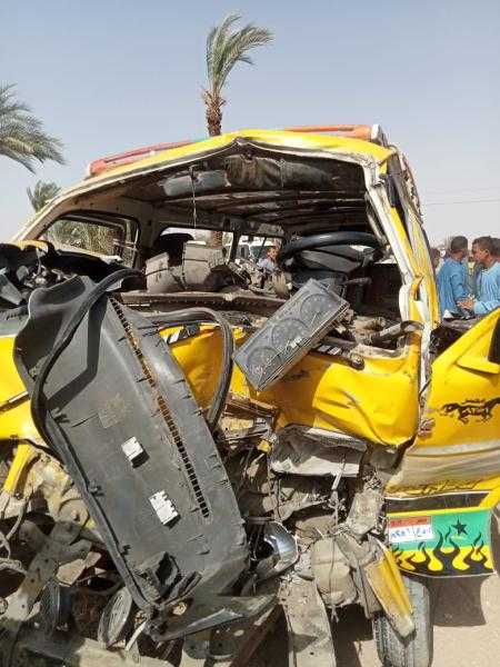 تصادم سيارتين بأسيوط يتسبب في إصابة 7 أشخاص