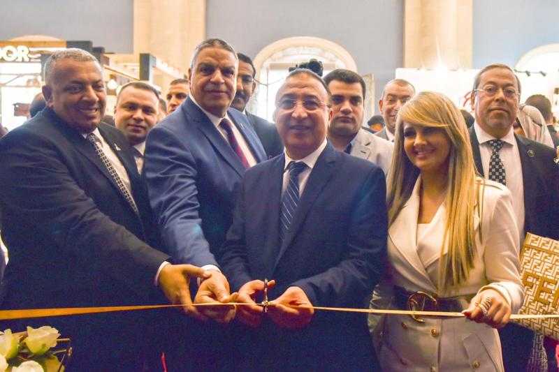 محافظ الإسكندرية يحضر فاعليات افتتاح معرض بيت الأثاث بجرين بلازا في دورته العاشرة