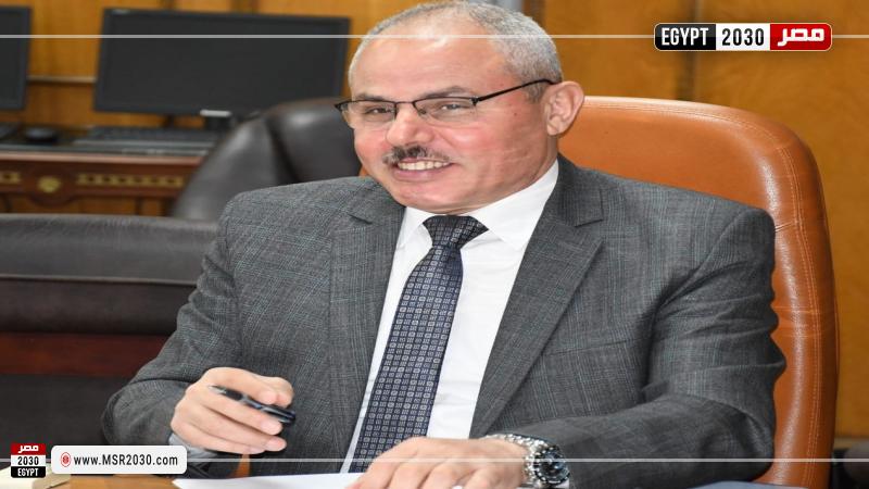 رئيس جامعة قناة السويس
