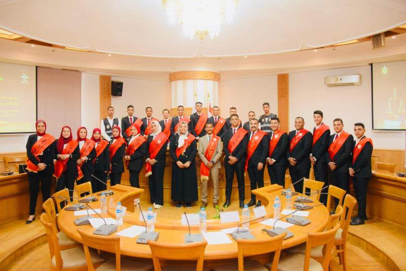 طلاب جامعة سوهاج 