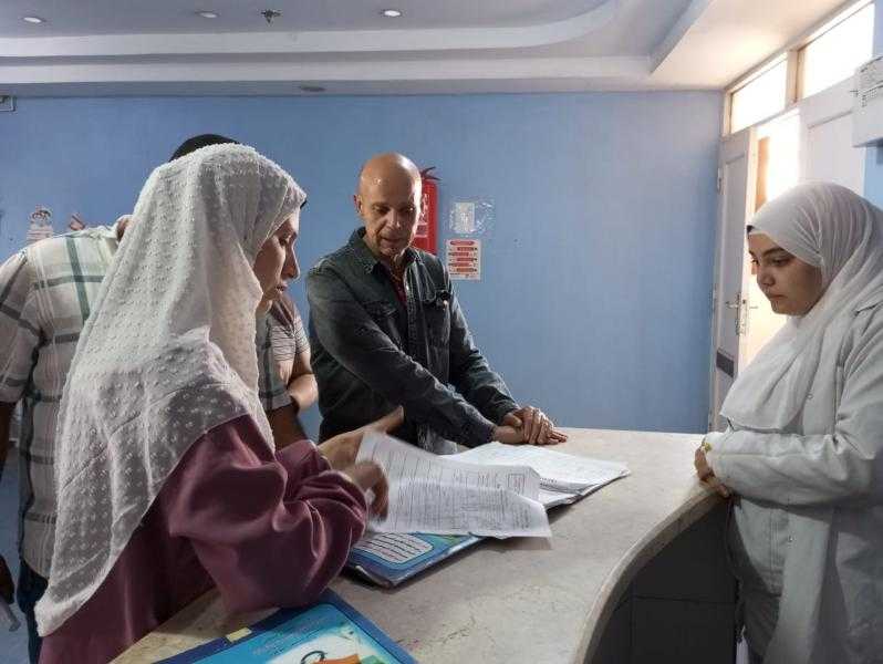 وكيل وزارة الصحة بالشرقية يتفقد سير العمل بمستشفى بلبيس المركزي