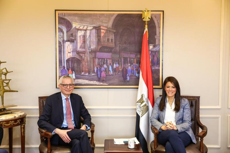 وزيرة التعاون الدولي 