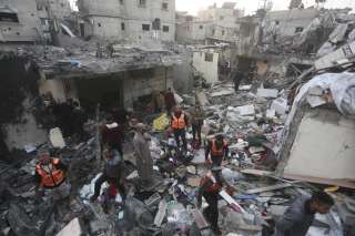 حصيلة ضحايا حرب غزة ترتفع إلى 34 ألفا و654 فلسطينيا
