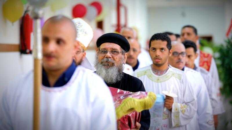 احتفال نزلاء مراكز الإصلاح والتأهيل من المسيحيين بقداس عيد القيامة المجيد (صور)