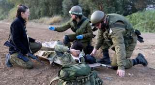 إصابة 10 من جنود الاحتلال بينهم 4 في حالة حرجة
