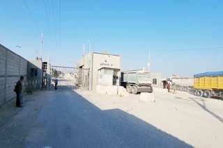 جيش الاحتلال: استهداف موقع معبر كرم أبو سالم بأربع قذائف هاون