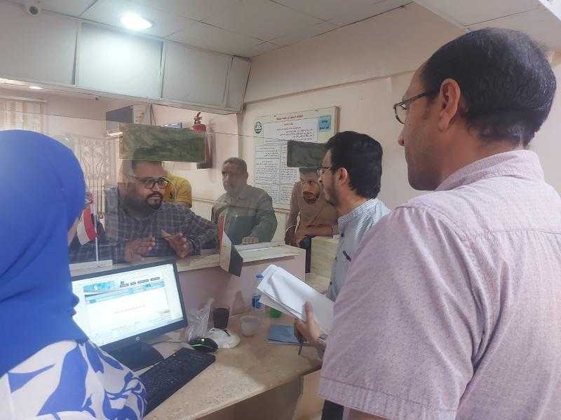 محافظ كفرالشيخ يتابع توافد المواطنين لتقديم طلبات التصالح على مخالفات البناء ببيلا