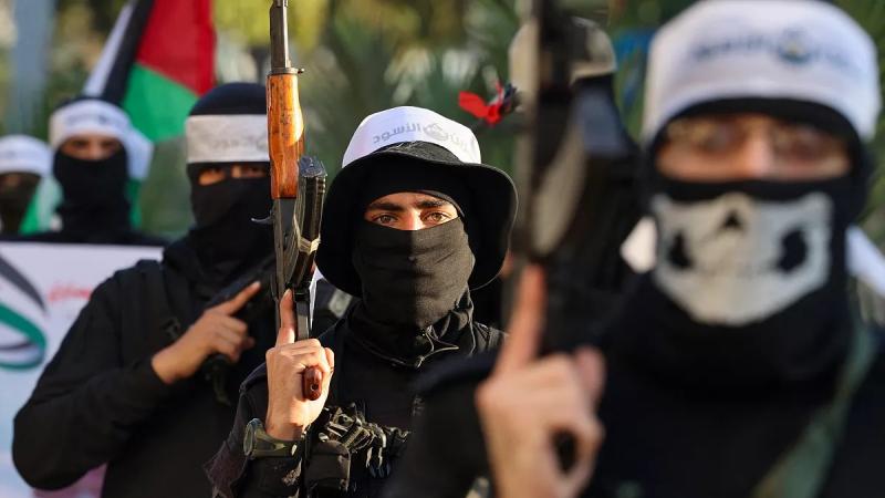 فصائل فلسطينية تعلن وفاة أسيرة إسرائيلية متأثرة بجراحها بعد قصف مكان احتجازها