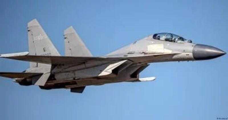 الدفاع الصينية: بكين منفتحة على تطوير العلاقات العسكرية مع الولايات المتحدة