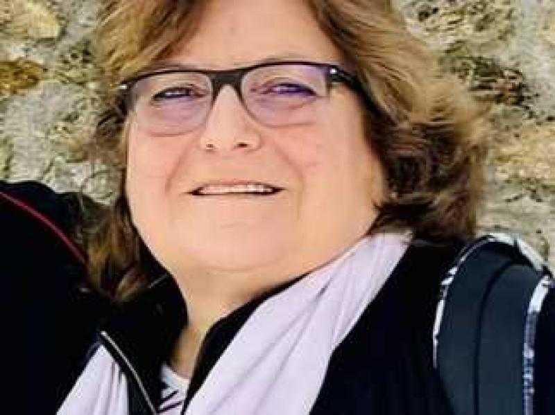 وفاة والدة الفنانة يسرا اللوزي..تعرف على موعد ومكان الجنازة والعزاء