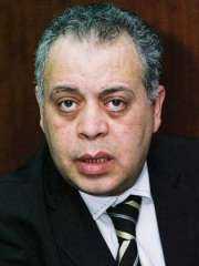 أشرف زكي: مصر تعاني من أزمة في المسرح منذ 2011