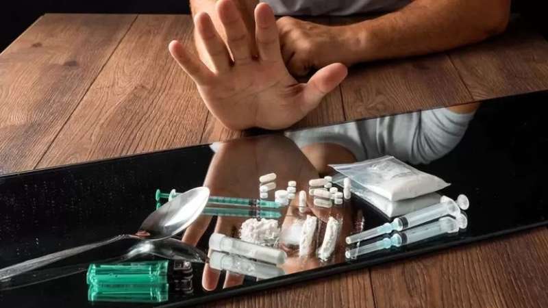 علاج الإدمان