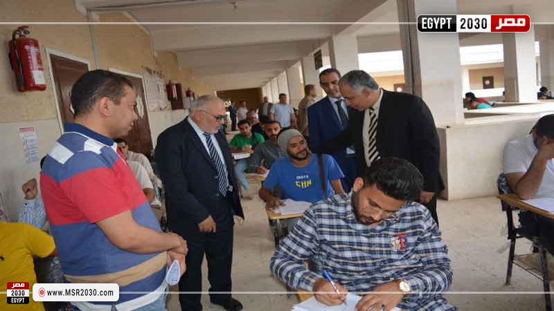 تفقد أعمال امتحانات التخلف بكلية الشريعة والقانون بطنطا