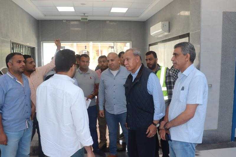محافظ القليوبية يتفقد سير العمل في مشروعات تطوير الوحدات الصحية ونقاط الإطفاء والمواقف بشبين القناطر