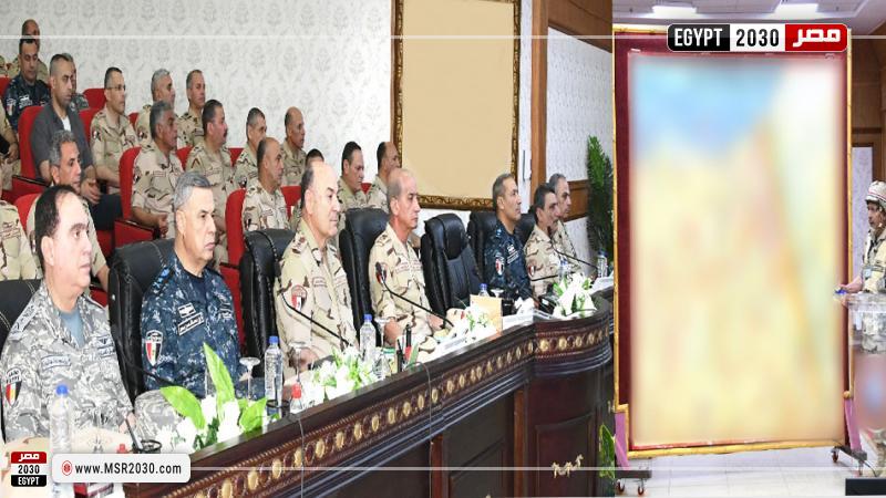 وزير الدفاع يشهد المرحلة الرئيسية لمشروع مراكز القيادة