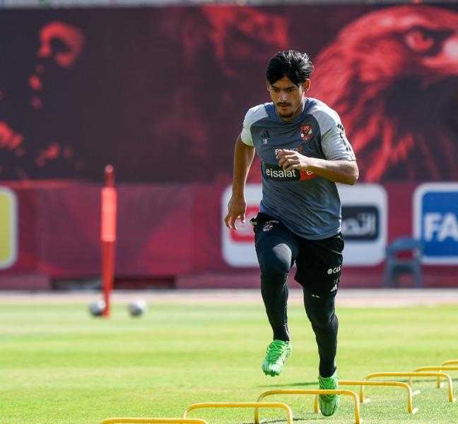 طبيب الأهلي يكشف عن إصابة كريستو وغيابه عن مباراة الترجي