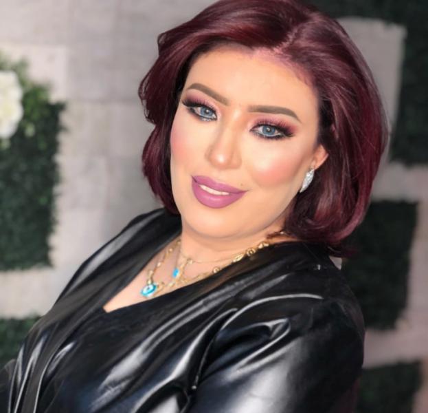 منى أحمد 