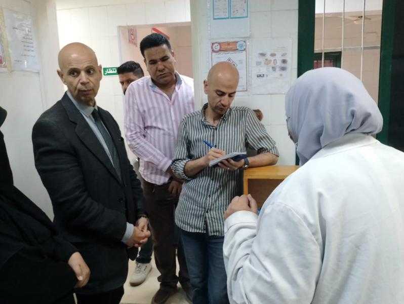 وكيل وزارة الصحة بالشرقية يتفقد خدمات الرعاية الأولية بوحدة سلمنت ببلبيس