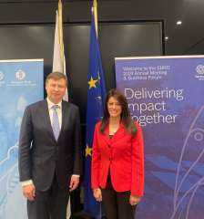 وزيرة التعاون الدولي تعقد لقاءات مكثفة مع شركاء التنمية خلال فعاليات الاجتماعات السنوية للبنك الأوروبي
