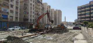 محافظ بورسعيد: قرب الانتهاء من مشروع إنشاء شبكة انحدار صرف صحي بامتداد شارع العبور بالضواحي