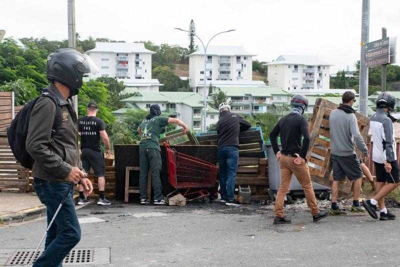 بسبب أعمال الشغب.. انتشار أمني مكثف في كاليدونيا بفرنسا