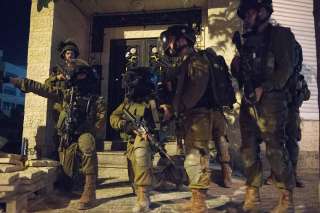 اقتحامات واعتقالات.. تصعيد إسرائيلي بالضفة الغربية