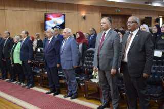 وزير التعليم ومحافظ بورسعيد يعقدان اجتماعا مع القيادات التعليمية