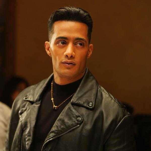 محمد رمضان يشوق جمهوره لأحدث أعماله