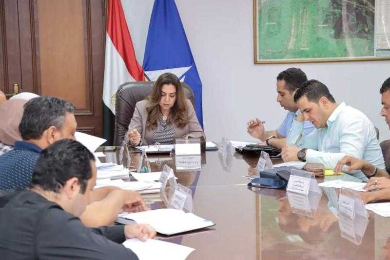 محافظ دمياط تتابع عدد من ملفات العمل بمدينة رأس البر