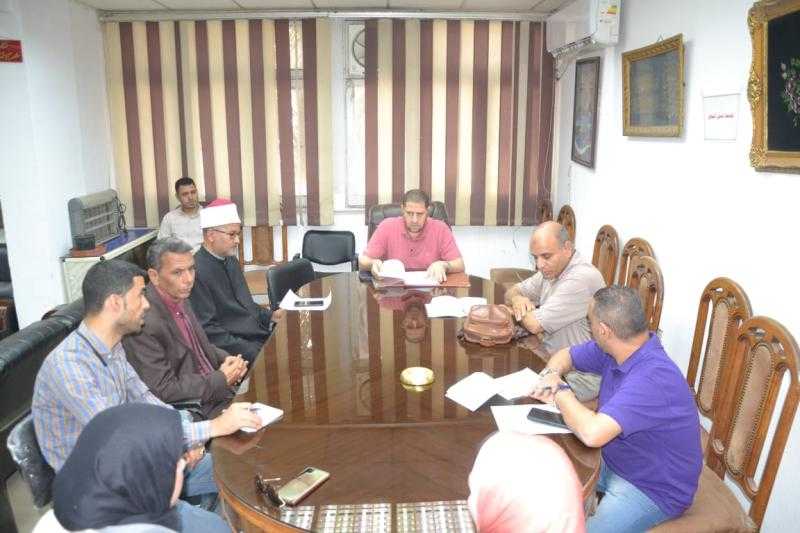 غطاس يبحث مشروع صكوك الأضاحى والإطعام لتوفير اللحوم للأسر الأولى بالرعاية بالبحيرة