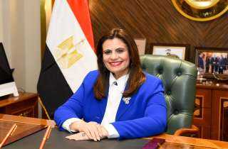 وزارة الهجرة تضع ضوابط السفر للفتيات المصريات وتوعيتهن بقوانين العمل المعمول بها بالدول العربية