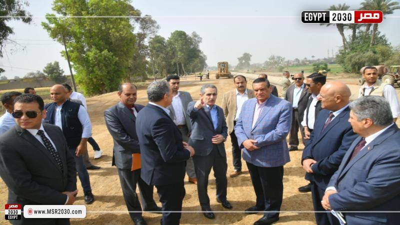 وزير التنمية المحلية ومحافظ الغربية 