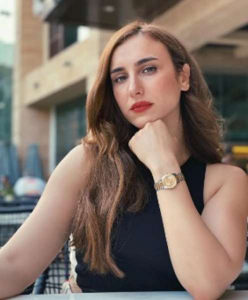 الفنانة هلا السعيد 