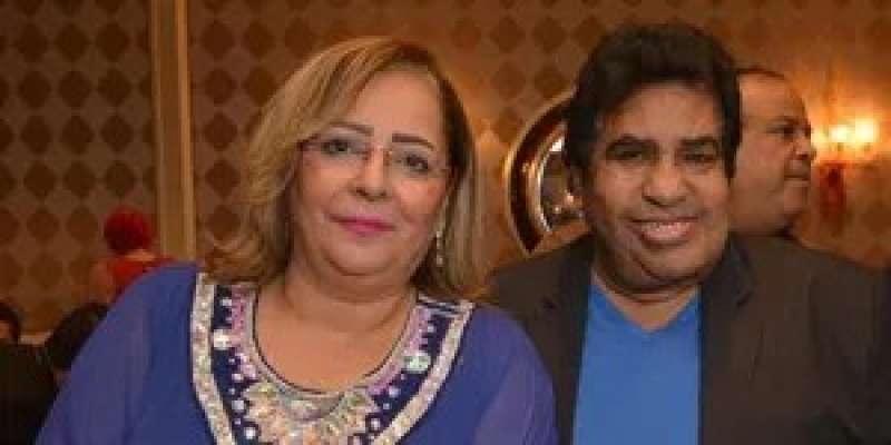 أحمد عدوية وزوجته الراحلة