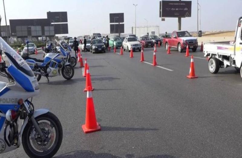 بدء تنفيذ التحويلات المرورية بشارع 9 فى المعادي