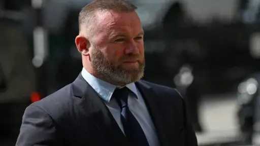 روني يهاجم الكاف بسبب أزمة أمم أفريقيا.. وإيفرا: ظننتها كذبة إبريل