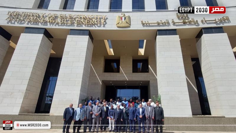 جانب من الدورات التدريبية للكهرباء