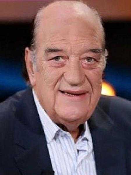 ”حسن حسني.. النجم الذي ترك بصمة لا تنسى في عالم السينما والتلفزيون”