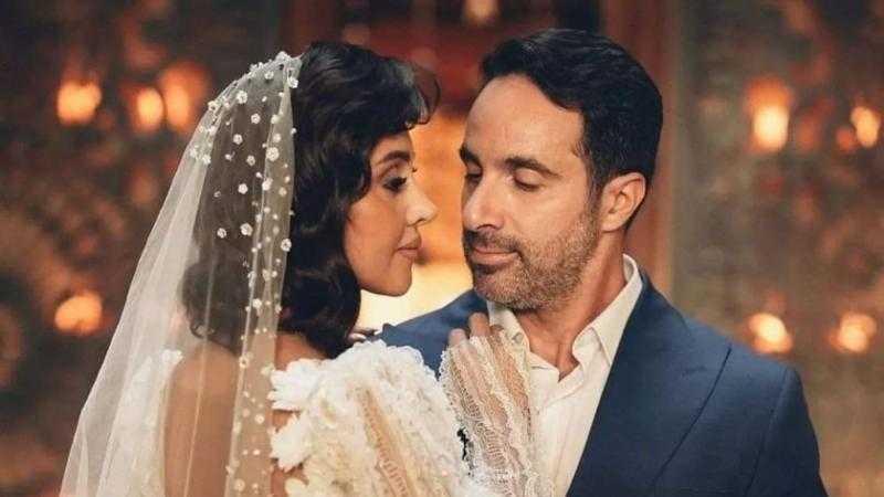 ياسمين رئيس تشارك جمهورها بصورة جديدة من حفل زفافها