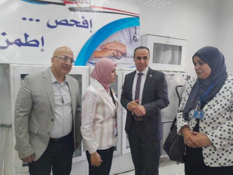 وكيل وزارة الصحة بالبحيرة يتفقد أعمال اليوم الرابع للقافلة الطبية العلاجية المجانية بقرية بلقطر الشرقية بأبوحمص