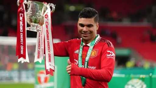 مانشستر يونايتد يعلن رحيل كاسيميرو بنهاية الموسم مانشستر يونايتد يعلن رحيل كاسيميرو بنهاية الموسم