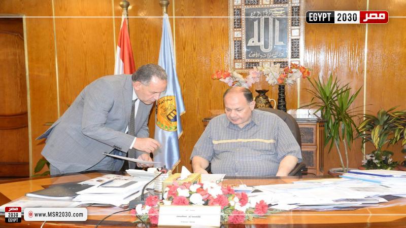 محافظ أسيوط 